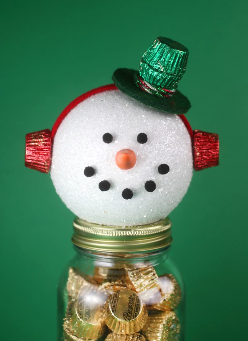 Reese's Miniatures Snowman Candy Jars Bakerella