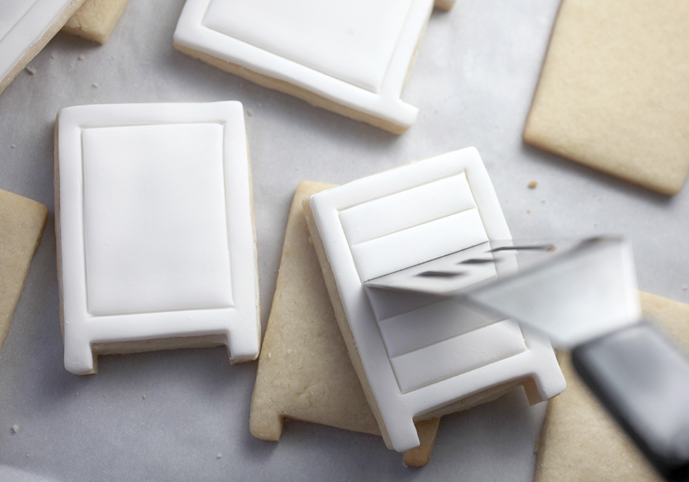 Making Cookie Signs