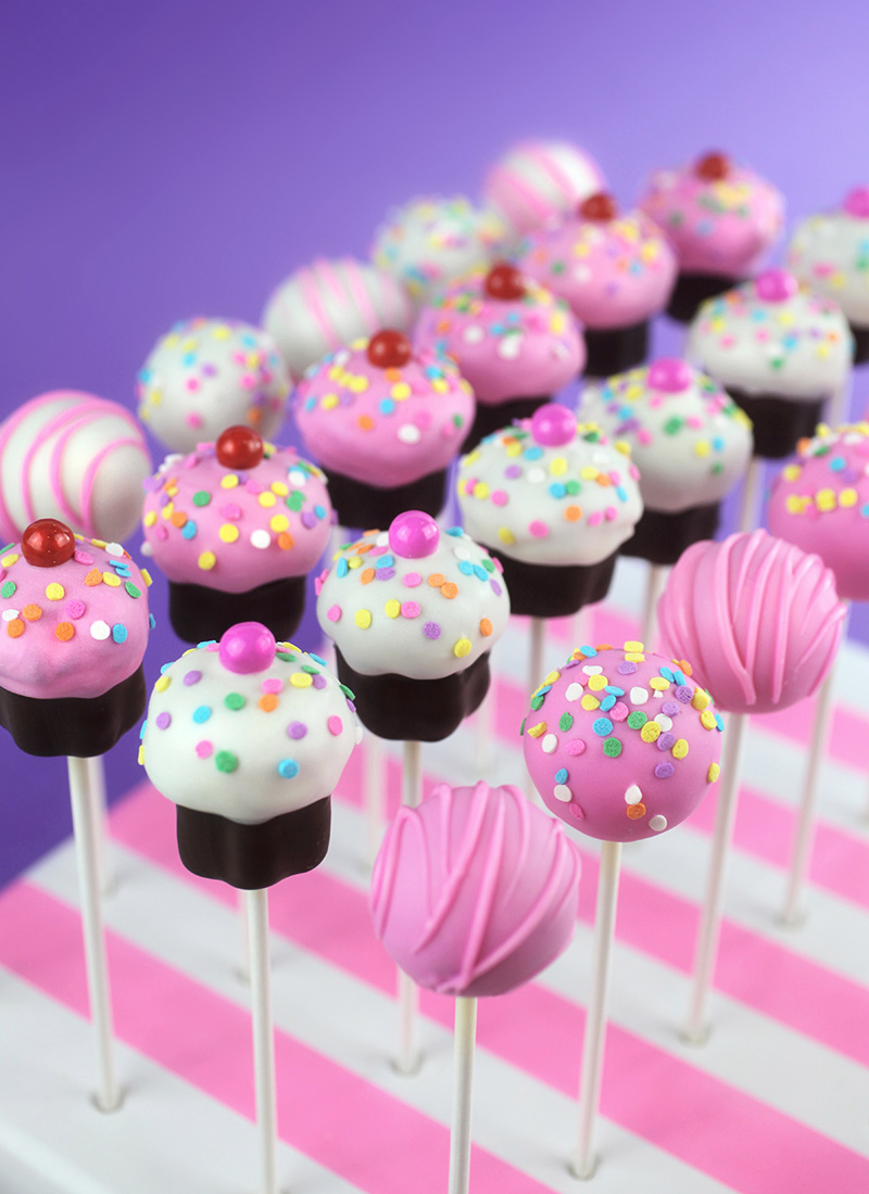 Cake and Cupcake Pops