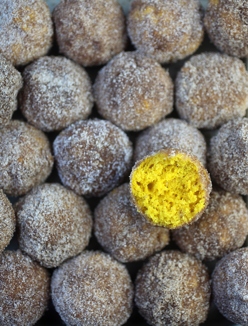 Pumpkin Donut Mini Muffins