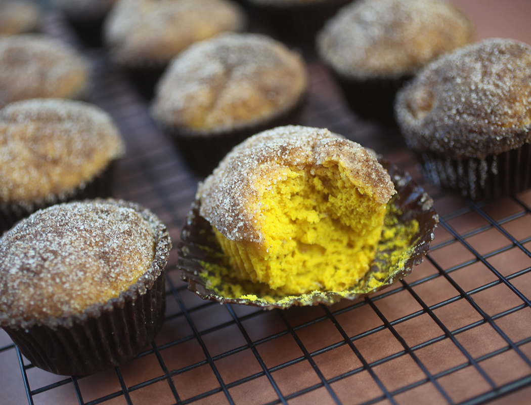 Pumpkin Doughnut Muffins