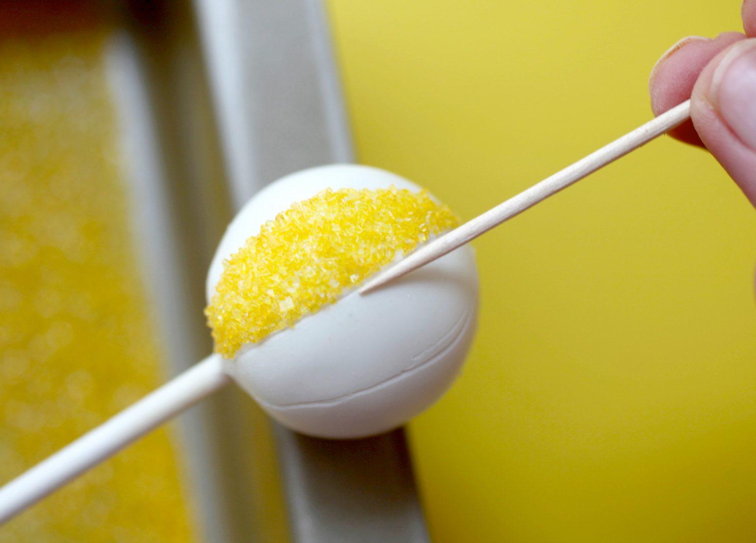 Beach Ball Cake Pops Bakerella