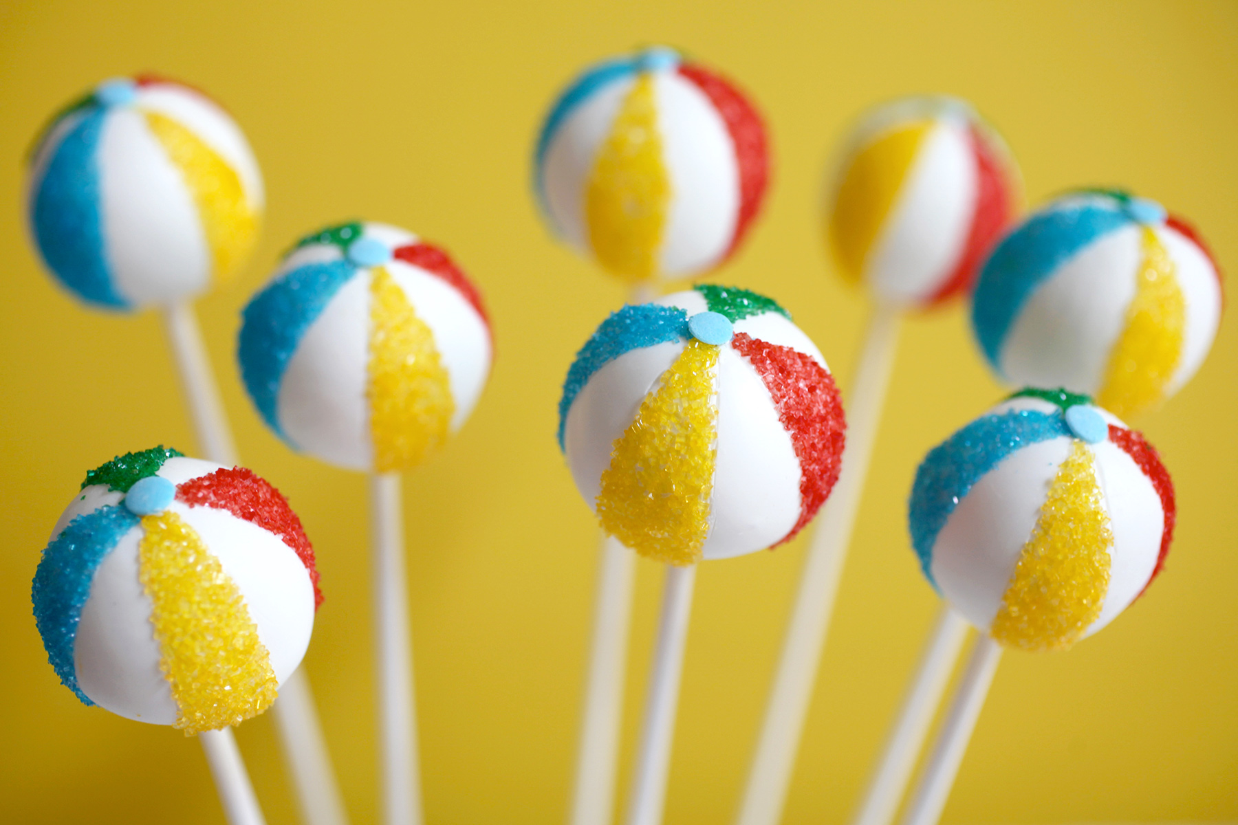 Beach Ball Cake Pops - Bakerella