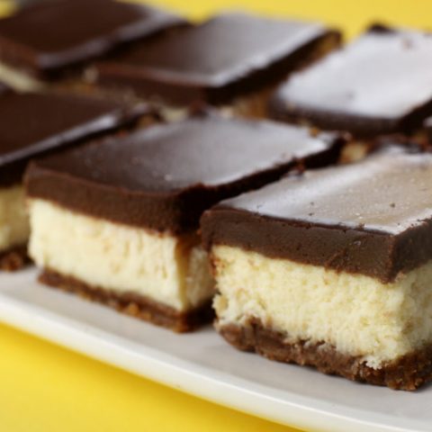 Chocolate Biscoff Cheesecake Bars