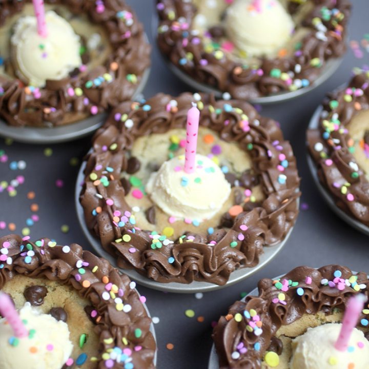 Chocolate Chip Cookie Cakelets - Bakerella