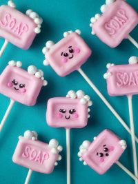 10 Creative Cake Pop Recipes to Match Your Party Theme