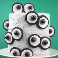 Oreo Eyeball Cake