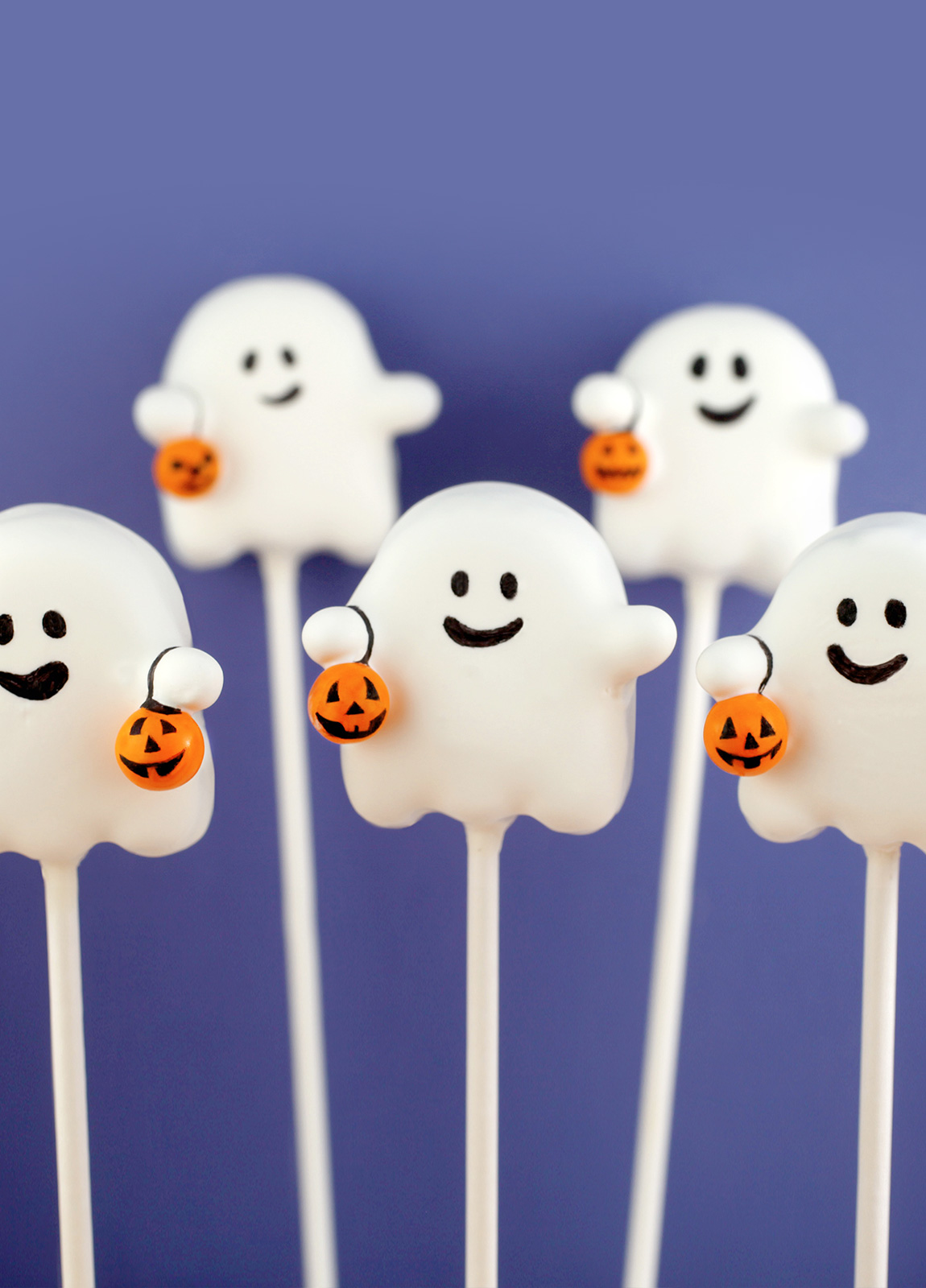 Ghost Cake Pops