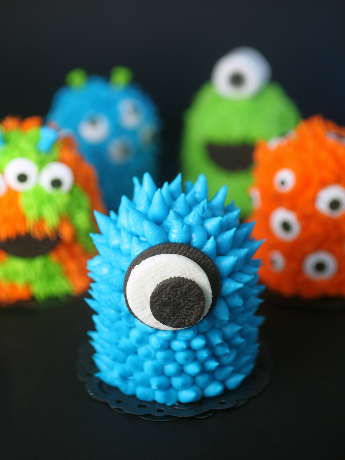 Mini Monster Cakes