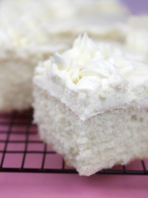 Vanilla Vanilla Snack Cake